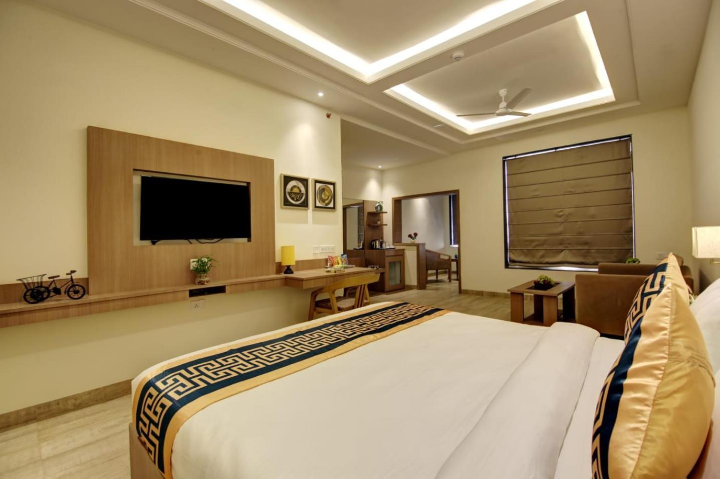 Hotel Grand Aerotech New Delhi Extérieur photo