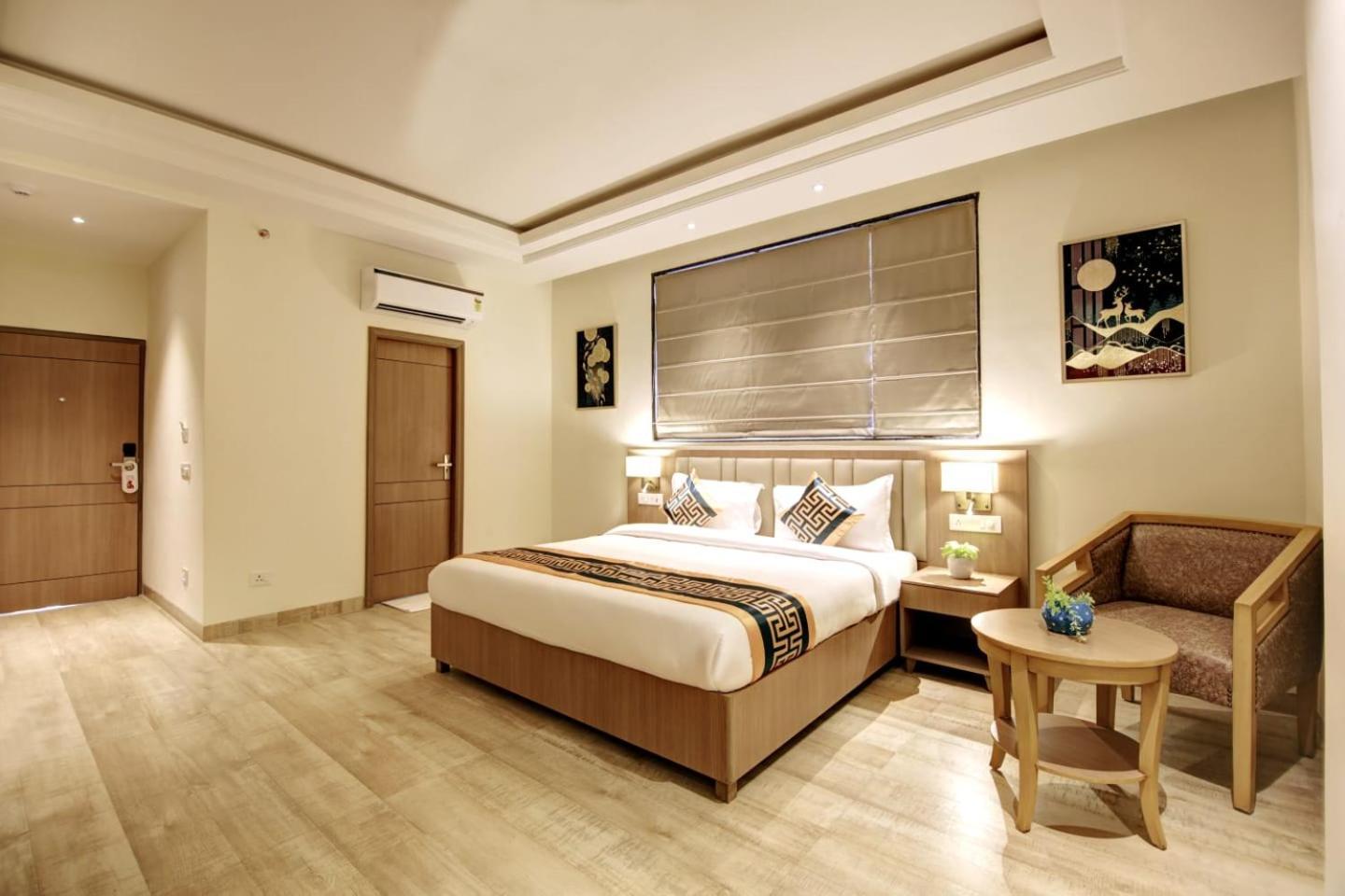 Hotel Grand Aerotech New Delhi Extérieur photo